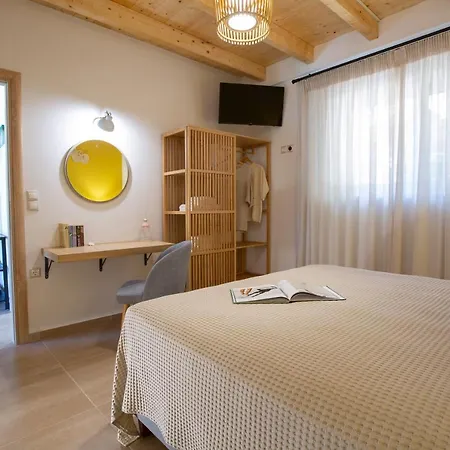 Pnoes Lefkada Vila *