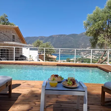 Vila Pnoes Lefkada *