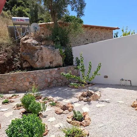 Pnoes Lefkada Vila