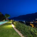 Pnoes Lefkada * Vasiliki