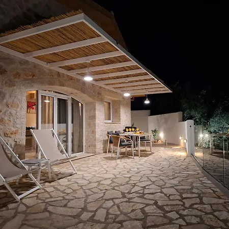 Pnoes Lefkada Villa Vasiliki