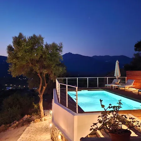 Pnoes Lefkada 别墅 *