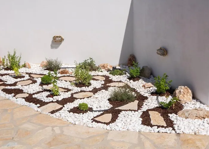 Pnoes Lefkada Villa *