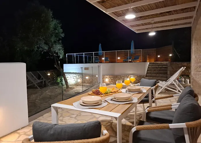 Pnoes Lefkada